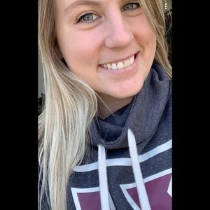 Meet your Posher, Kylee